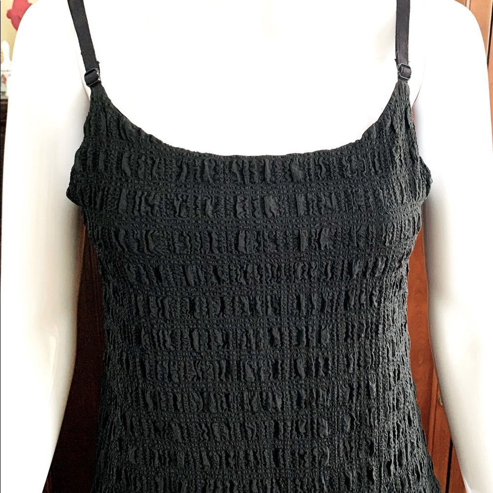 Black strechy Plisse crop tank top with adjustable straps deep round neck & back